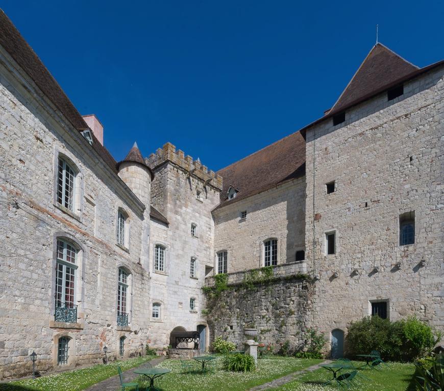 Chateau De Goudourville Villa Exterior photo