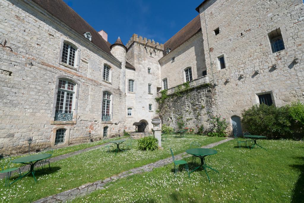 Chateau De Goudourville Villa Exterior photo